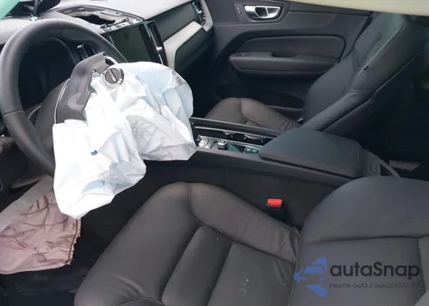 2025 Volvo Xc60 Plus from USA, damaged, VIN YV4M12RC1S1141452